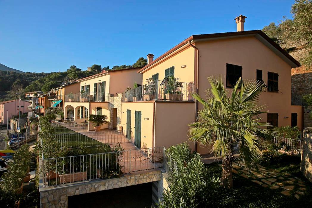 Residence I Gabbiani Porto Venere Exterior photo